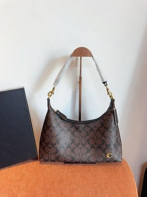 COACH CITY TOTE BAG WITH OG BOX 5306